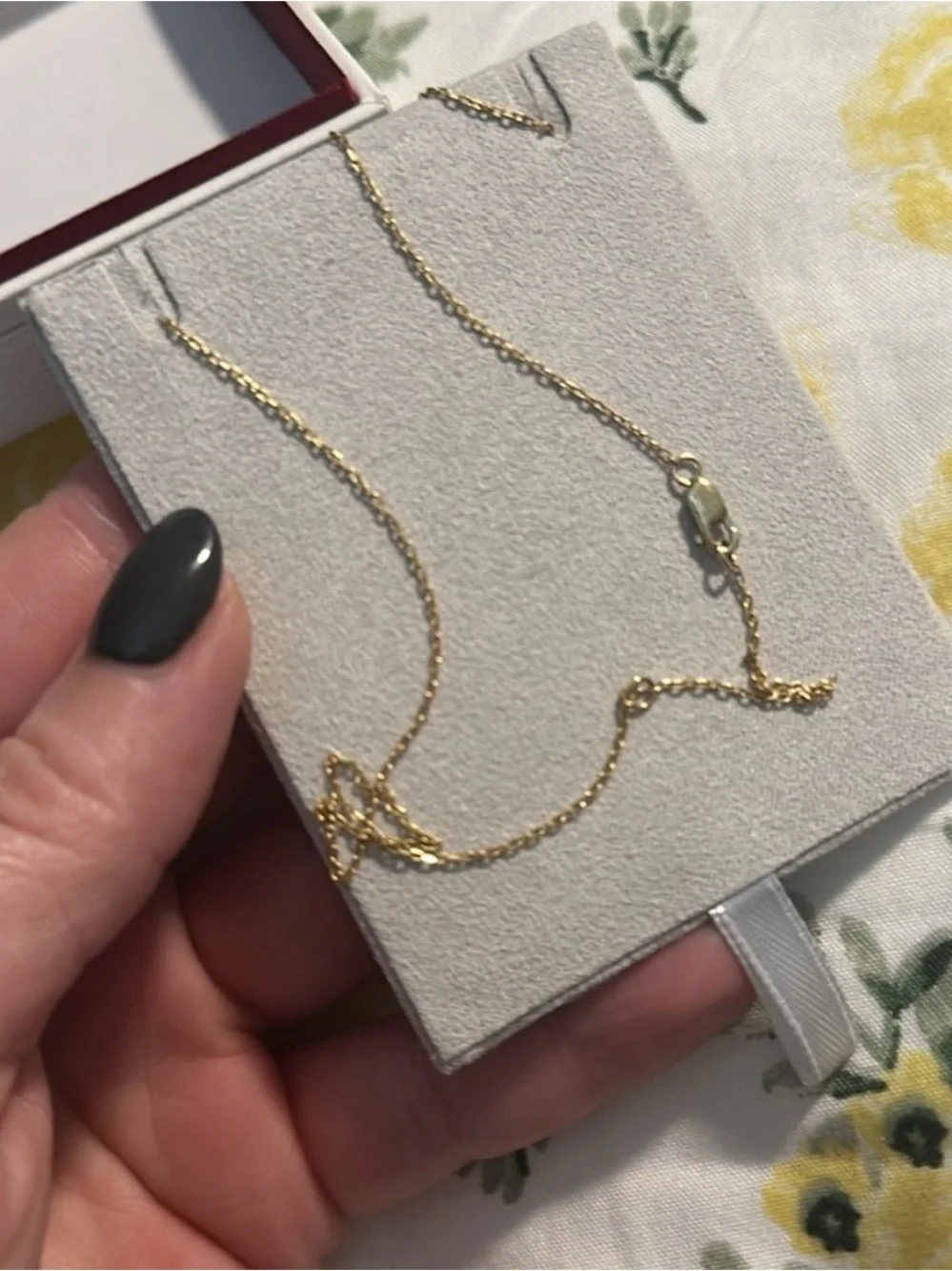 Catbird minimal necklace